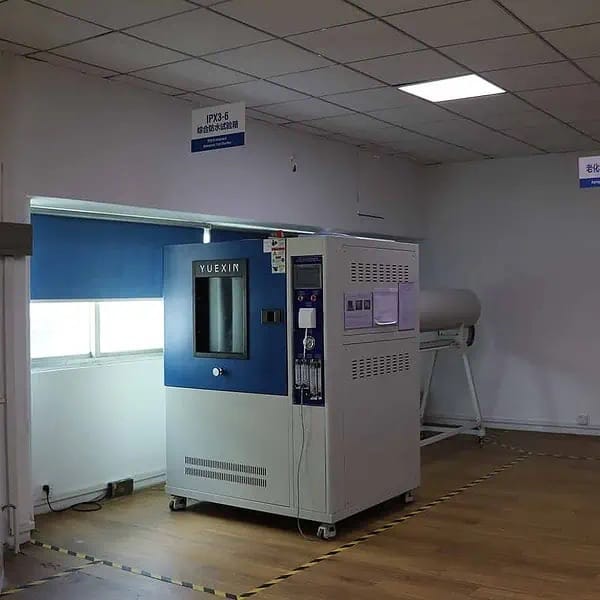 IPX3 to IPX6 water spray test chamber